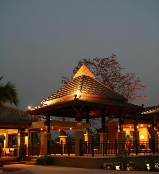 Mae Jo Golf Resort & Spa