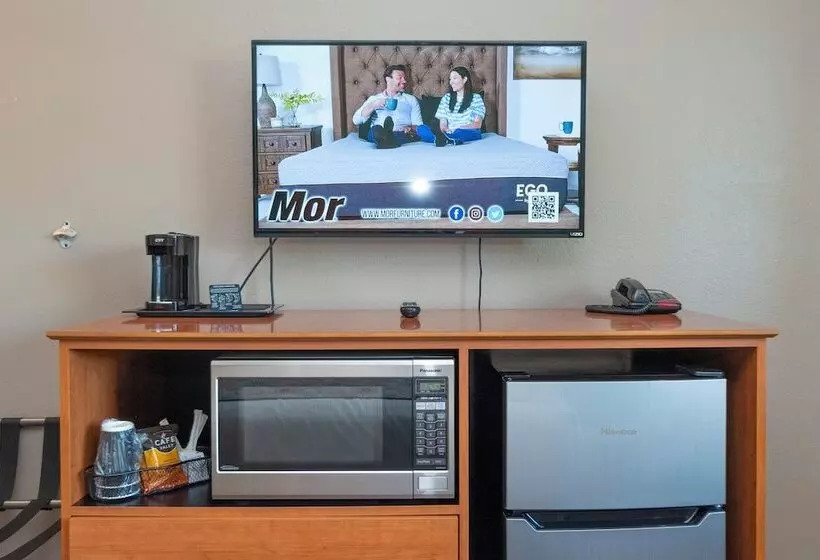 Motelli Nordic Inn And Suites