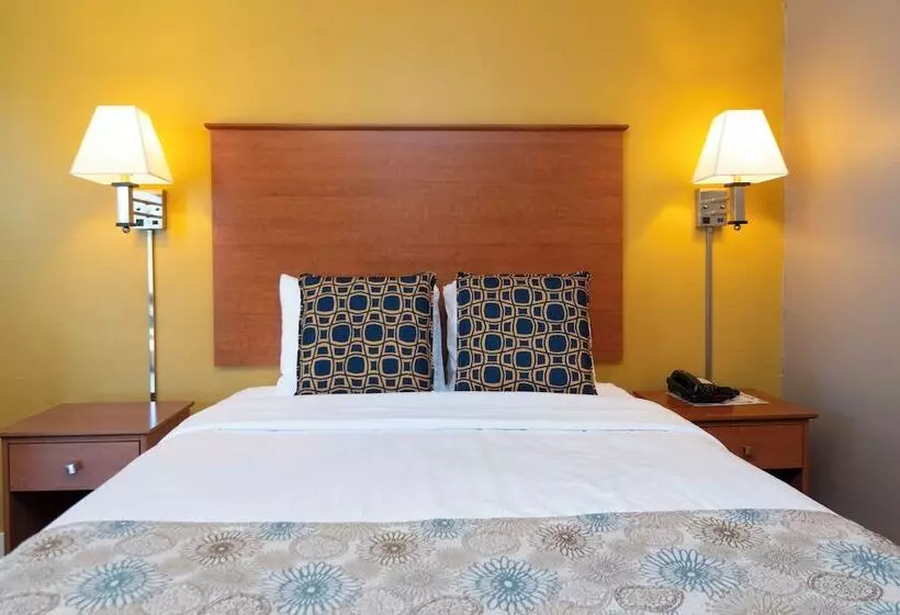 Motelli Nordic Inn And Suites