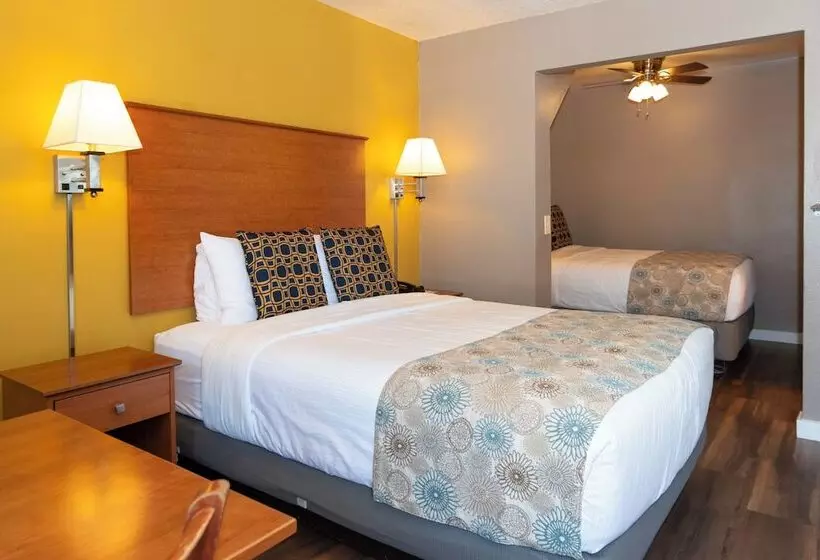 Motelli Nordic Inn And Suites