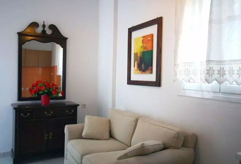 Villa Phoenix Apartments & Studios