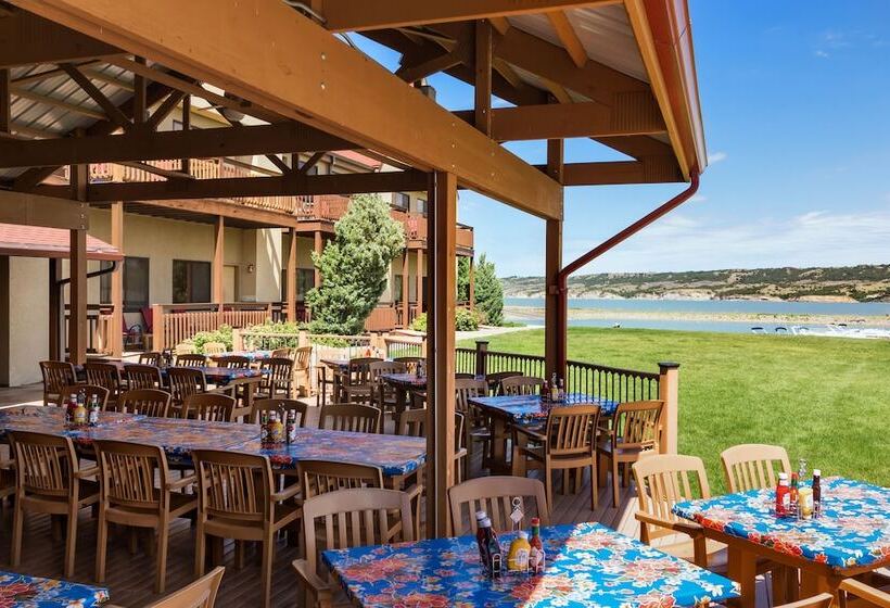 Arrowwood Resort At Cedar Shore