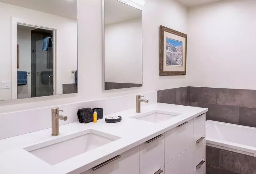 Creekside At Beaver Creek