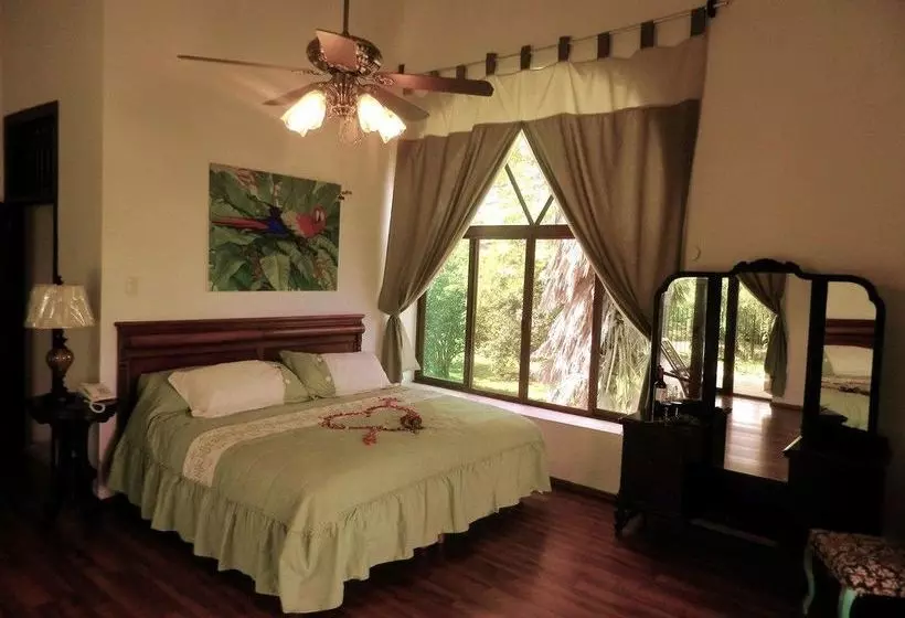 פונדק Hacienda Tepich 