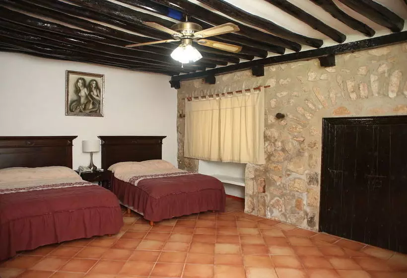 פונדק Hacienda Tepich 