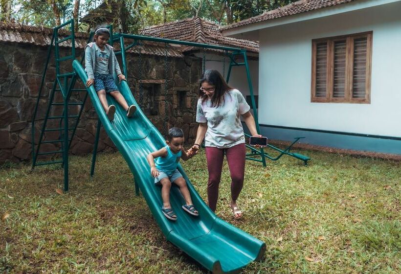 בית מלון כפרי Amritara Shalimar Spice Garden Resort & Spa