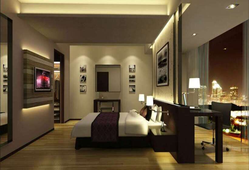 Отель Davanam Sarovar Portico Suites Bengaluru