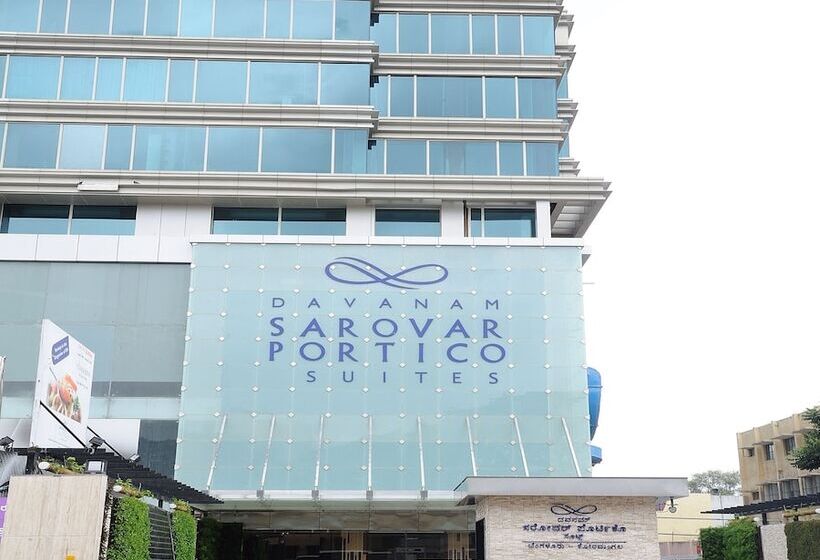 Отель Davanam Sarovar Portico Suites Bengaluru