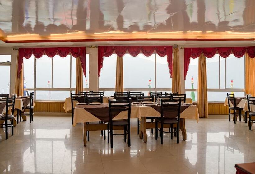 فندق Doma Residency