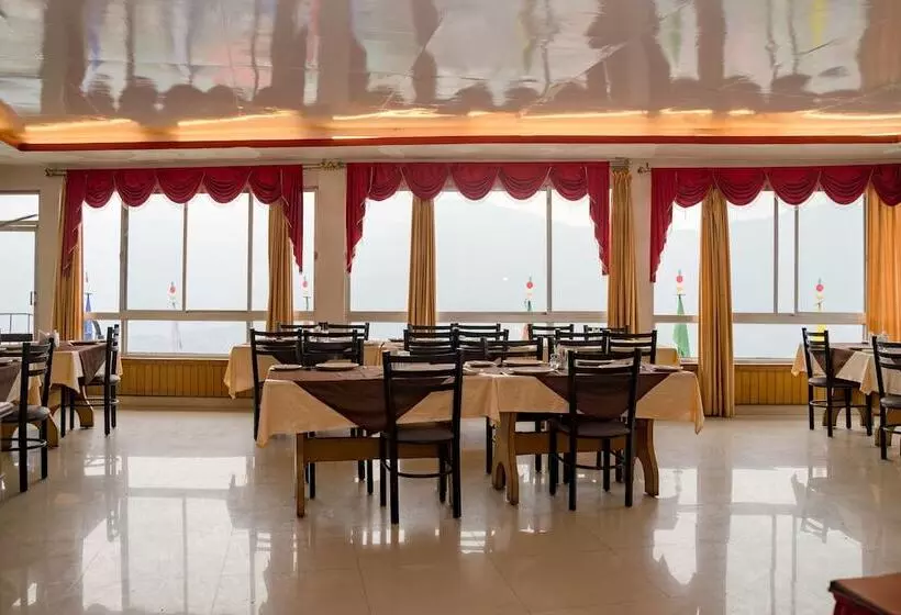 فندق Doma Residency