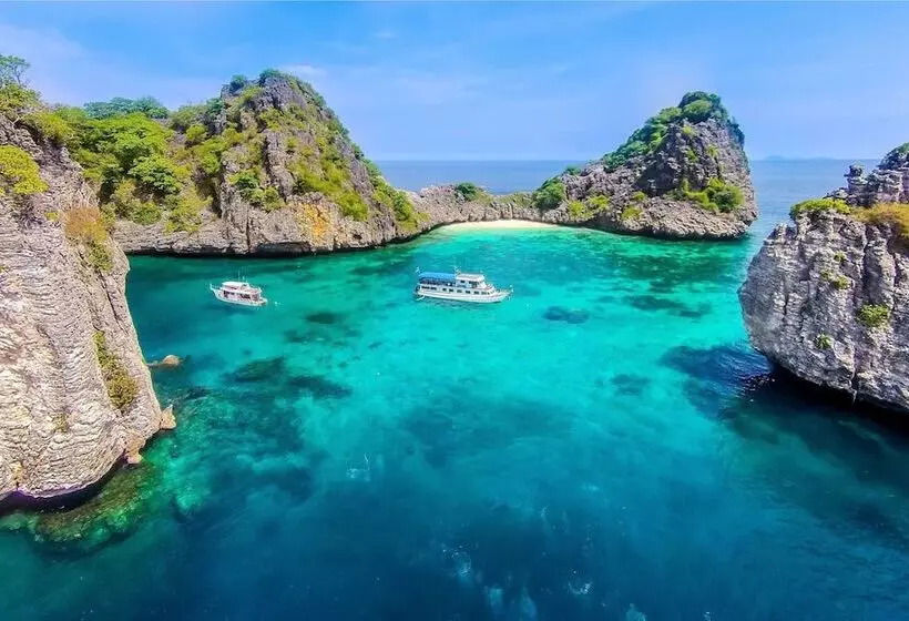 호텔 Lanta Pavilion Resort