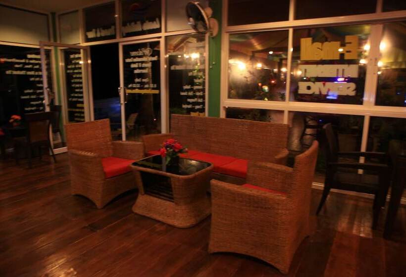 호텔 Lanta Pavilion Resort