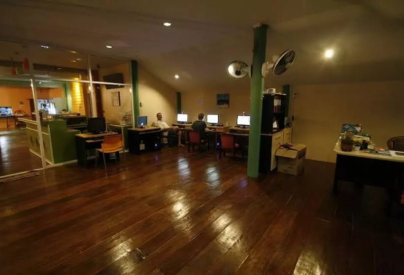 호텔 Lanta Pavilion Resort