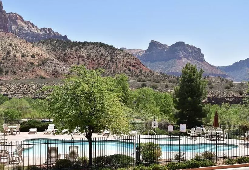 酒店 De Novo Springdale, Tapestry Collection By Hilton