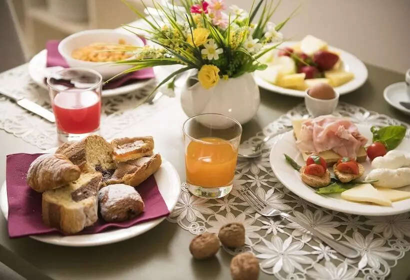 Отель Palazzo Indelli