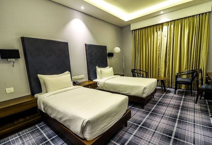 فندق Piccadily Raipur