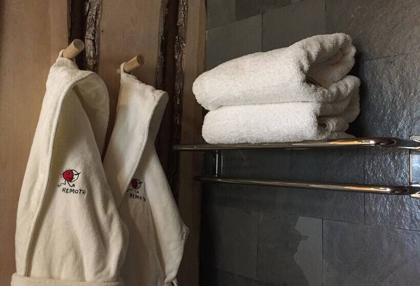 هتل Remota Patagonia Lodge