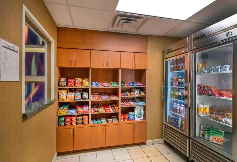 ホテル Springhill Suites Laredo