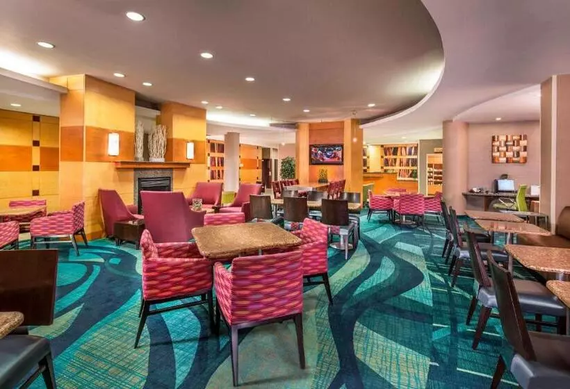 ホテル Springhill Suites Laredo