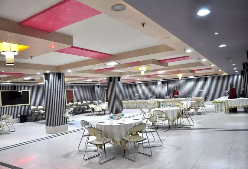 هتل Sun A Taj View Heritage