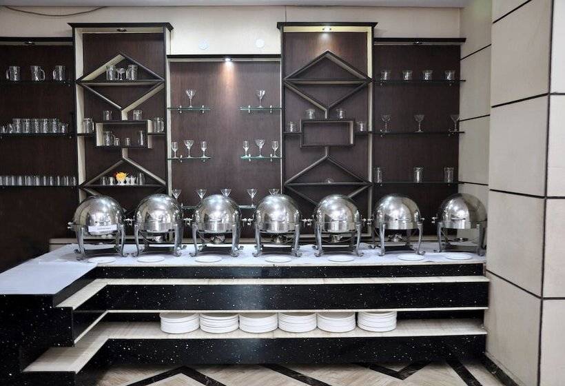 فندق Sun   A Taj View Heritage