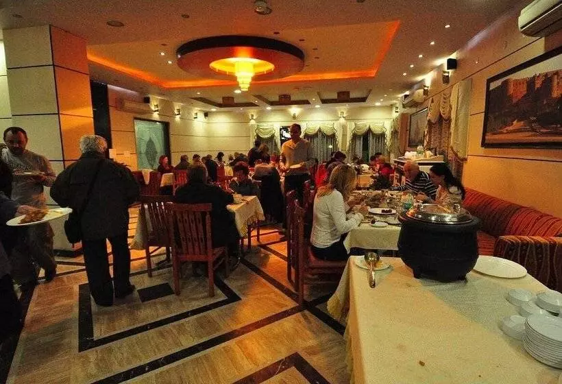 هتل Sun A Taj View Heritage