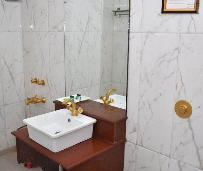 فندق Sun   A Taj View Heritage