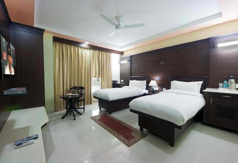 فندق Sun   A Taj View Heritage