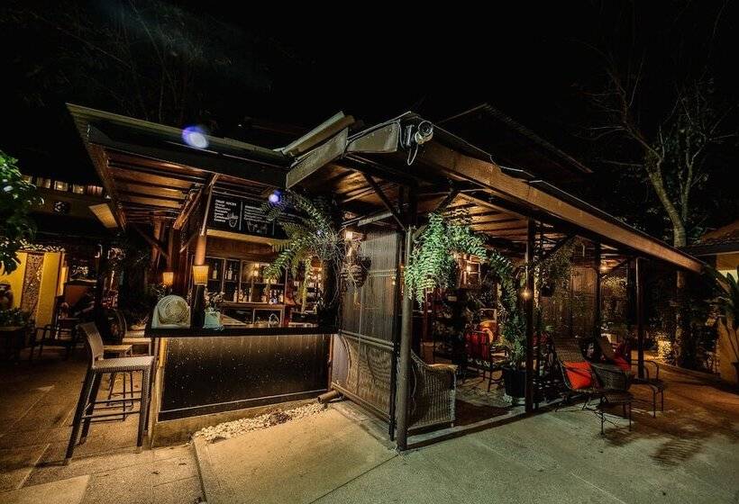 酒店 Zantiis Ndol Villas