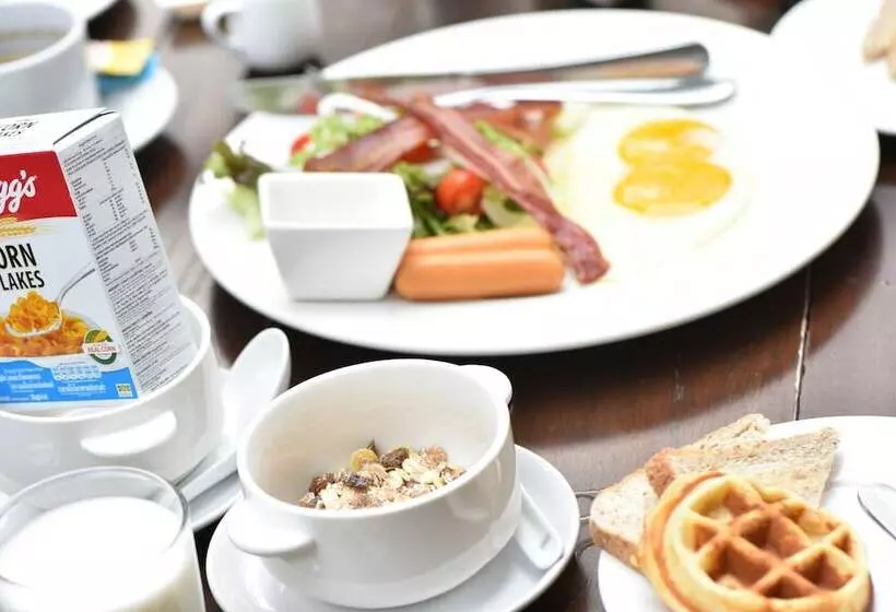 酒店 Zantiis Ndol Villas