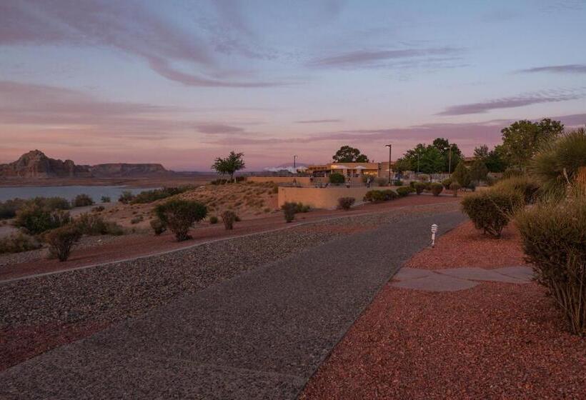 Lake Powell Resort