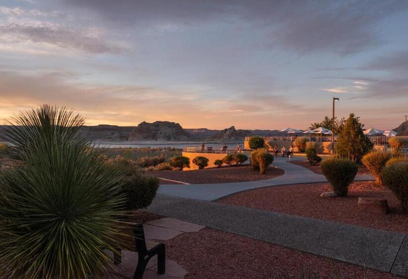 Lake Powell Resort