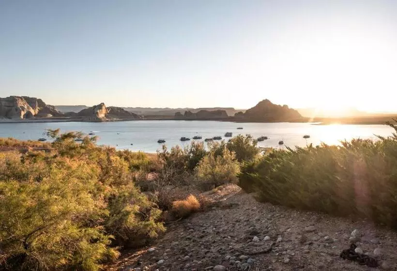 Lake Powell Resort