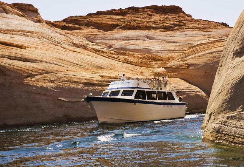 Lake Powell Resort