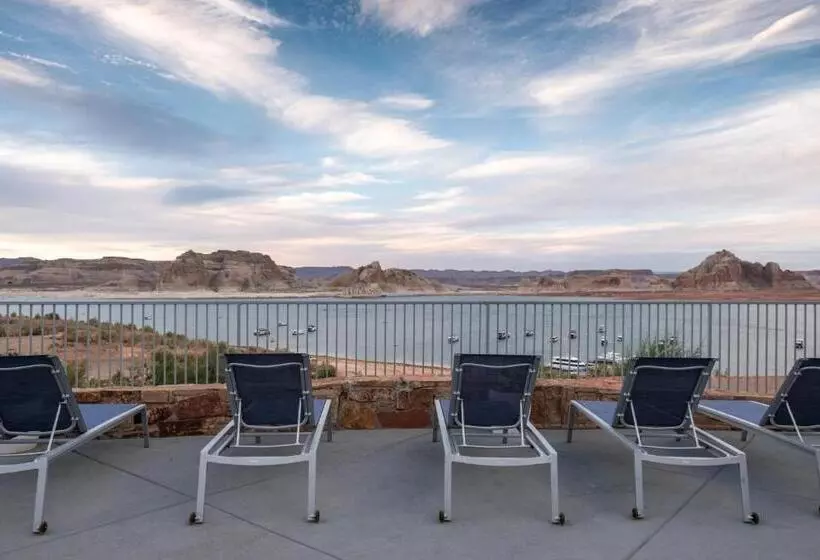 Lake Powell Resort