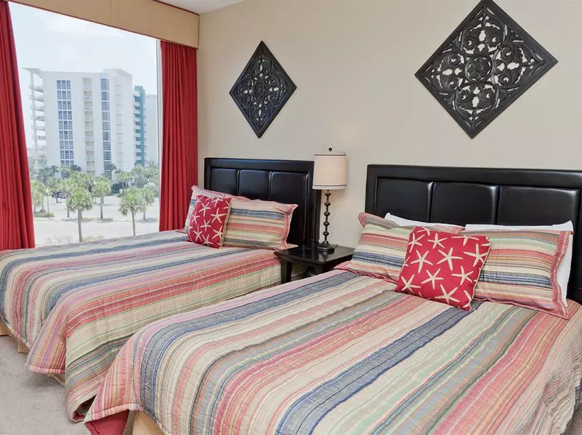 Silver Shells Beach Resort & Spa 