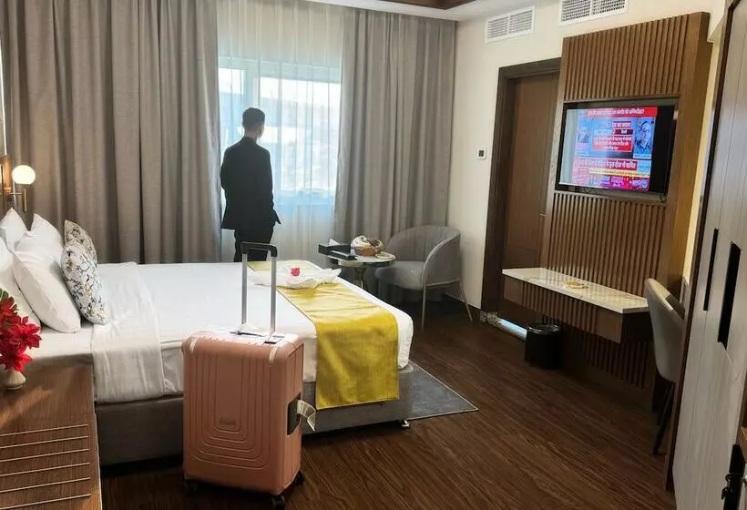 Fortune Plaza Hotel, Dubai Airport