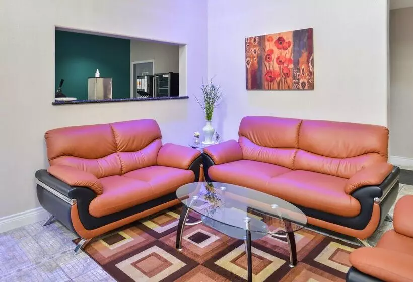 Отель Americas Best Value Inn Houston At Fm 1960 & I 45