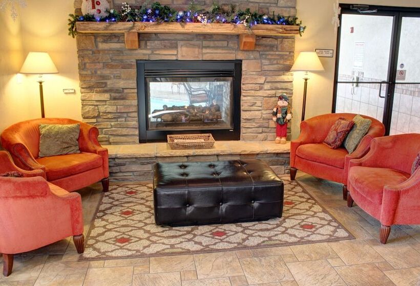 فندق Blue Mountain Inn And Suites