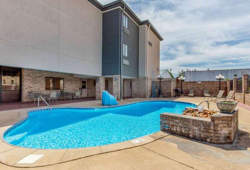 酒店 Comfort Inn & Suites