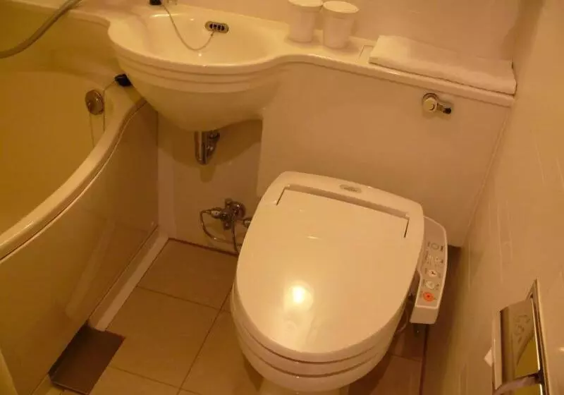 Apa Hotel Yokohama Kannai