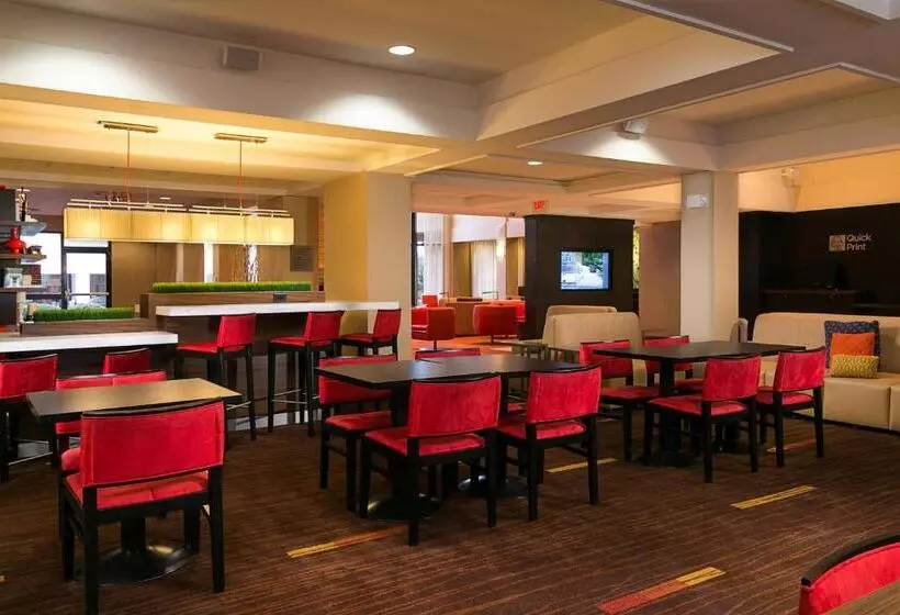 호텔 Courtyard Kansas City East/blue Springs