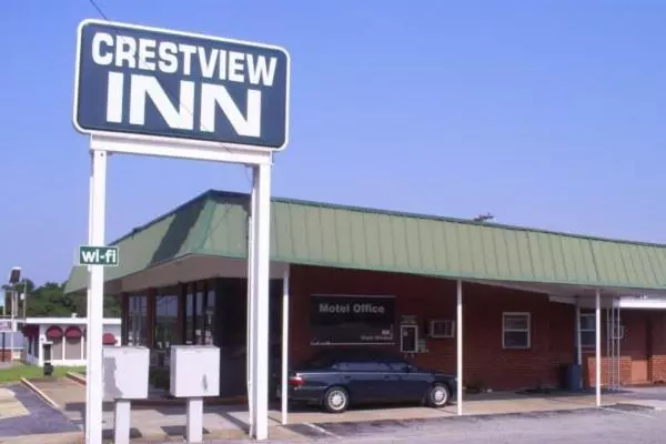 호텔 Crestview Inn