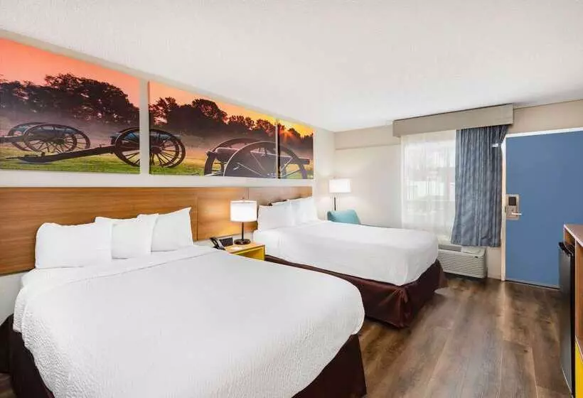ホテル Days Inn By Wyndham Charlottesville/university Area