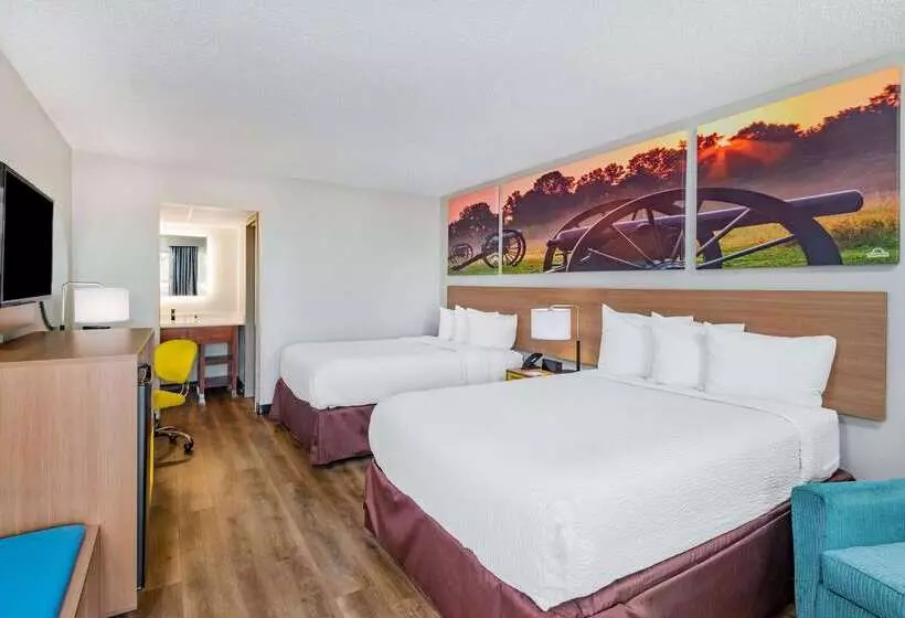 ホテル Days Inn By Wyndham Charlottesville/university Area