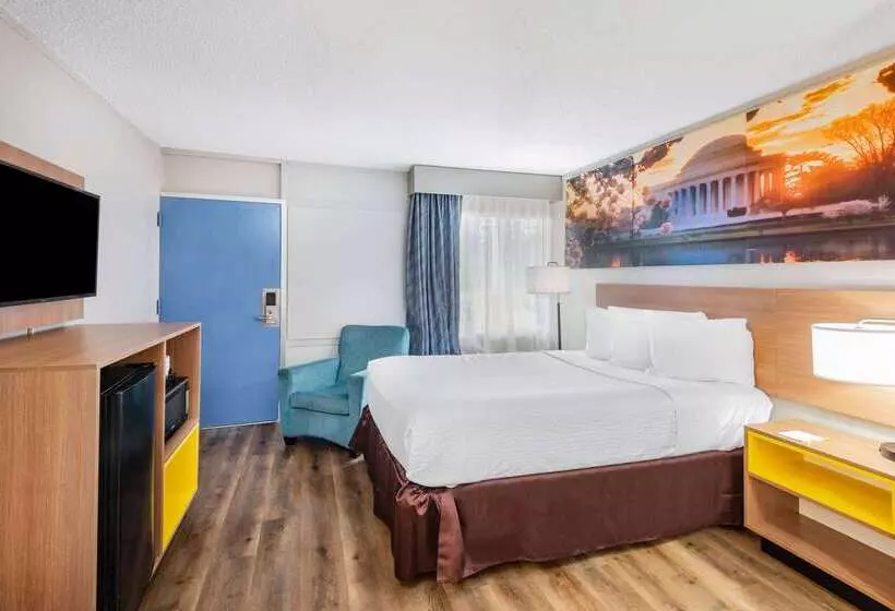 ホテル Days Inn By Wyndham Charlottesville/university Area