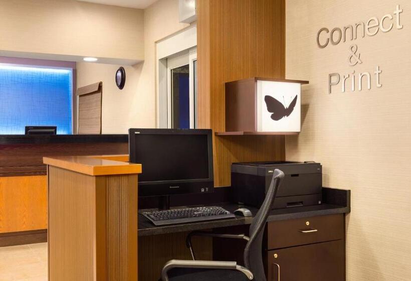 فندق Amerivu Inn And Suites