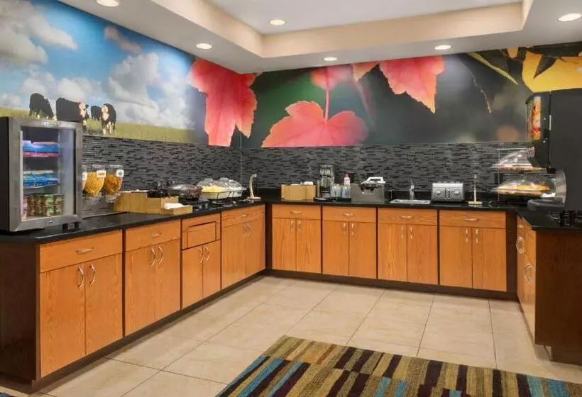 هتل Amerivu Inn And Suites