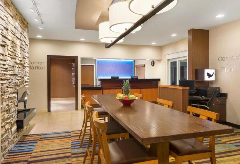 فندق Amerivu Inn And Suites