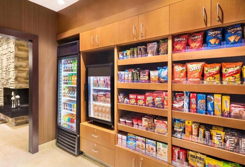 فندق Amerivu Inn And Suites